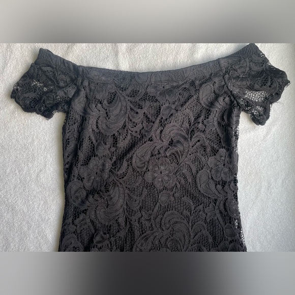 NWT Forever 21 Black cocktail Lace Dress with off shoulder sleeves Size M - Picture 7 of 8